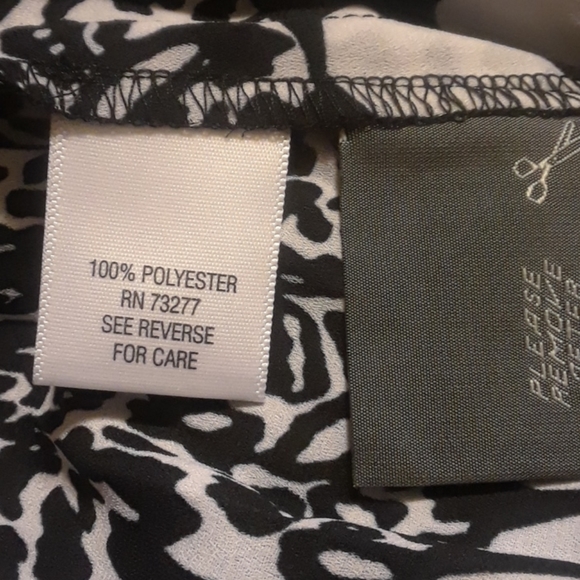 PLEATED MAXI SHIRT - Picture 10 of 11